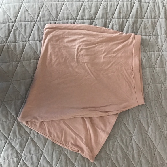 NWOT Missguided nude maxi pencil skirt
