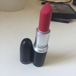 Mac lipstick, All fired up