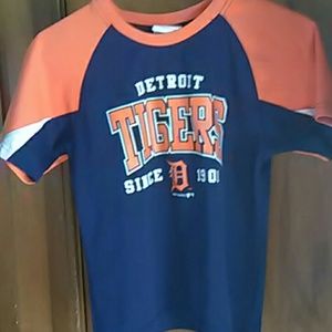 Detroit tigers Jersey T-shirt excellent condition