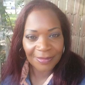 Meet your Posher, Earline