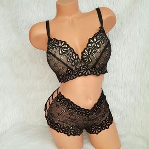 Sexy Lace Push Up Set