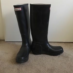 Size 7 Hunter Rain boots