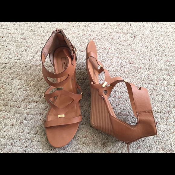 Brown sandal wedges