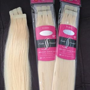 18" Platinum blonde tape in extensions