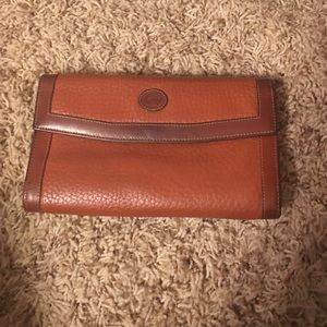 Dooney & Bourke wallet