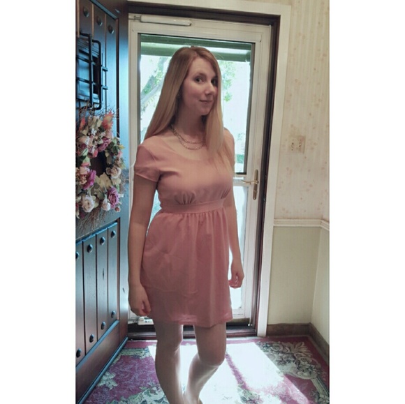 Cute light pink wet seal dress.