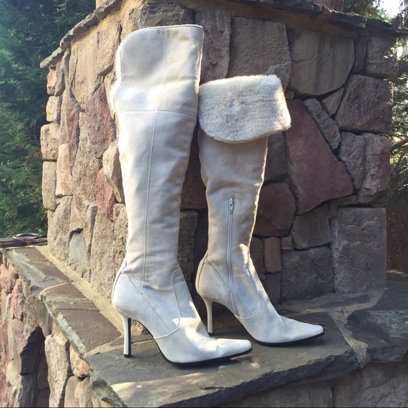 🎁Holiday Weekend SALE! Nine West Suede Boots