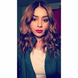 Meet your Posher, Alexia