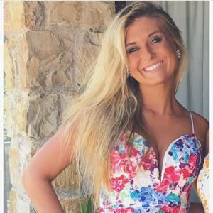 Meet your Posher, Lexi