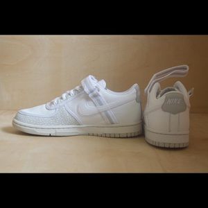 Nike Vandal Low Sneakers