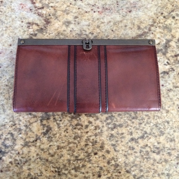 Fossil Handbags - FOSSIL frame wallet clutch in brown