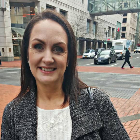 Meet your Posher, Alice