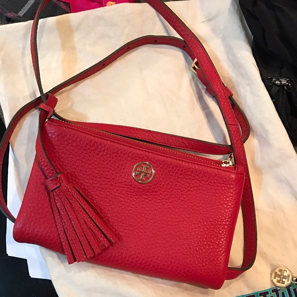 Tory Burch Handbags - SALE💋 NWOT Tory Burch Robinson crossbody bag