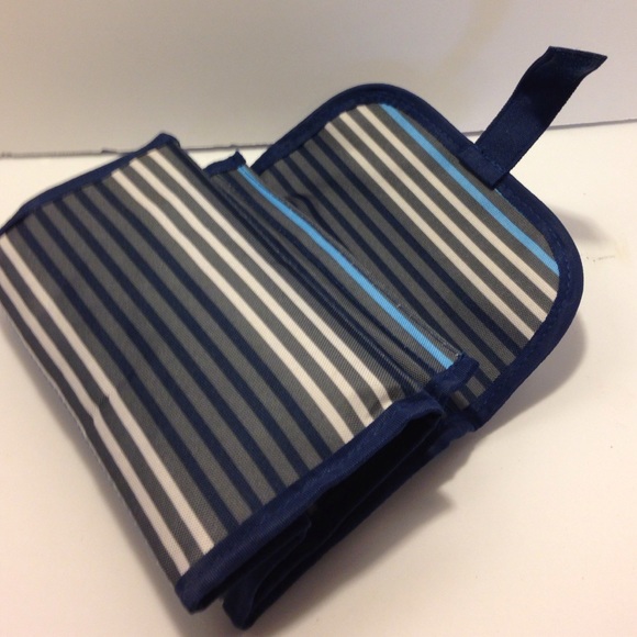 Freezable Stylish Lunch Bag - Picture 2 of 4
