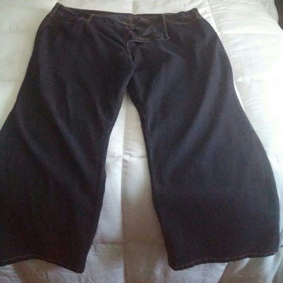 Avenue jeans, new no tags
