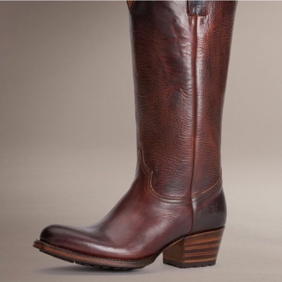 Frye Deborah Lug Tall Boot - Picture 2 of 8