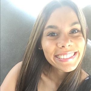 Meet your Posher, Liz