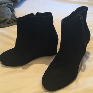 Tom's black suede booties.