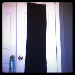 Back maxi skirt with slit
