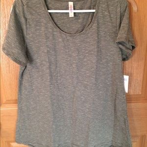 Lularoe classic tee