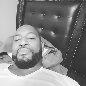 Meet your Posher, Raymond