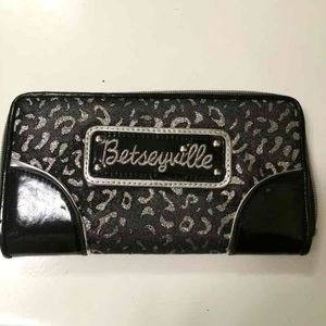 Betsey Johnson wallet