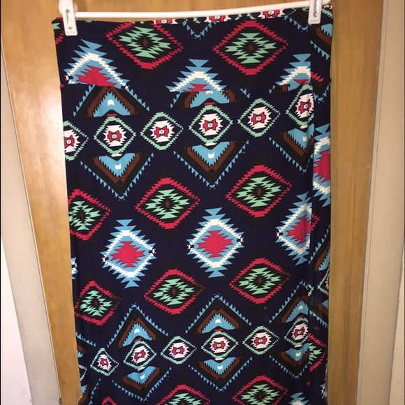 Rue21 Dresses & Skirts - Rue 21 Aztec print maxi skirt size XL