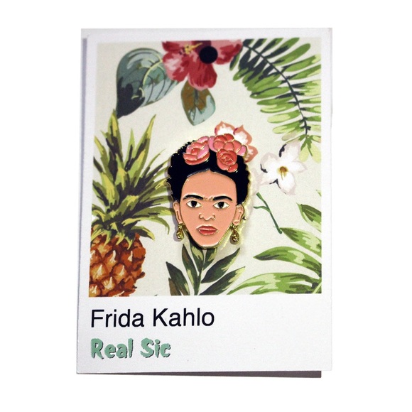 Frida Kahlo Enamel Pin – Artist Lapel Pin - Picture 2 of 3