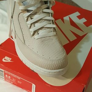 8.5 Nike Air Phython PRM