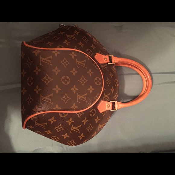 Authentic Louis Vuitton ellipse pm