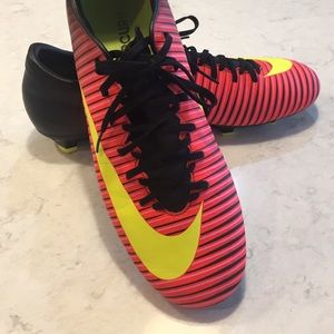 Men's Nike Mercurial Soccer Cleats