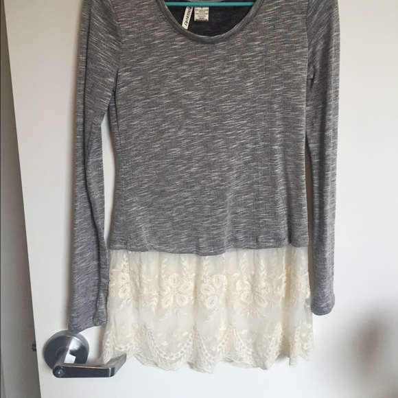 Cutest sweater!!! - Picture 2 of 3