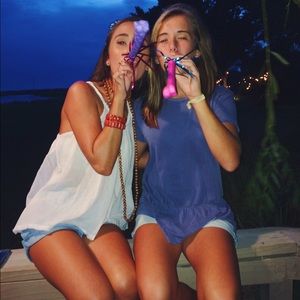 Meet your Posher, Ella