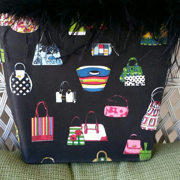 Super Cute Handbag - Picture 2 of 3