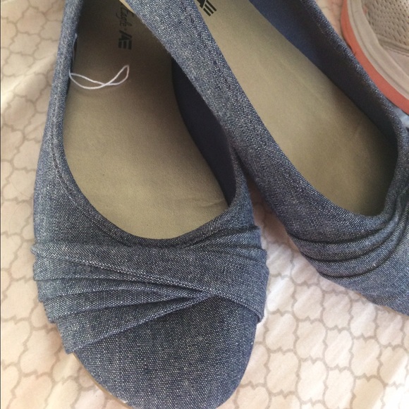 Like new blue flats
