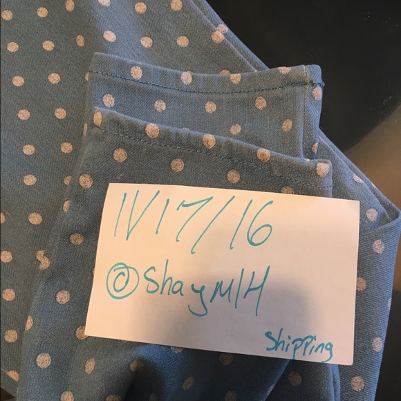 Shipping - Picture 2 of 4