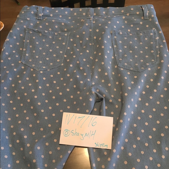 Shipping - Picture 3 of 4