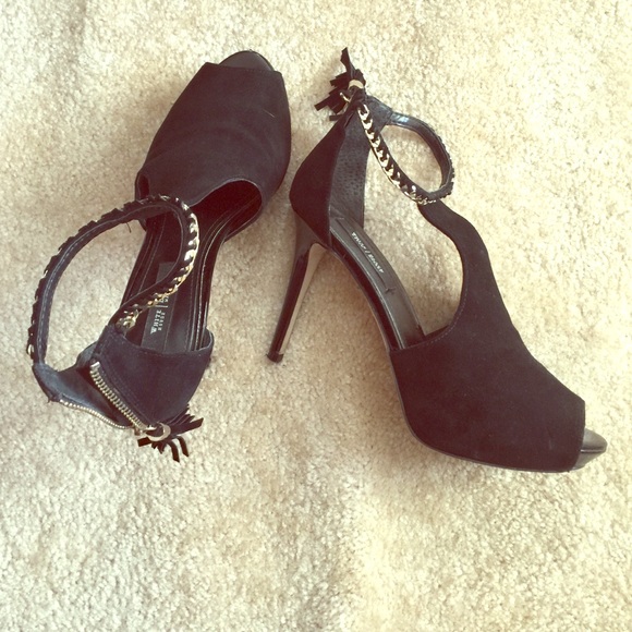 Peep toe heels
