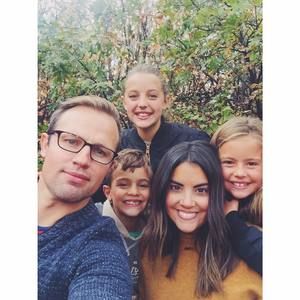 Meet your Posher, Codee