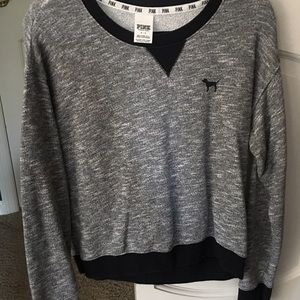 Gray sweatshirt