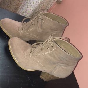 very cute tan booties worn once size 7/8!!