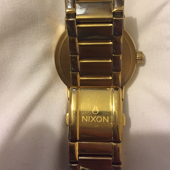 Nixon watch main image 2