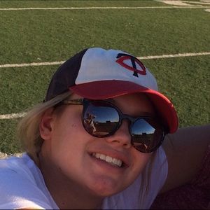 Meet your Posher, Kaitlyn