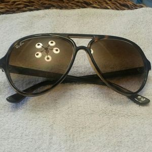 Ray Ban Cats 5000 aviator sunglasses