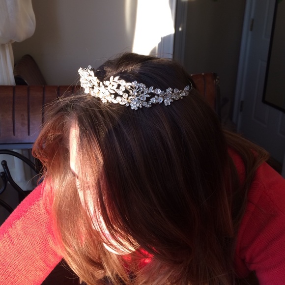 Additional picture for crown
