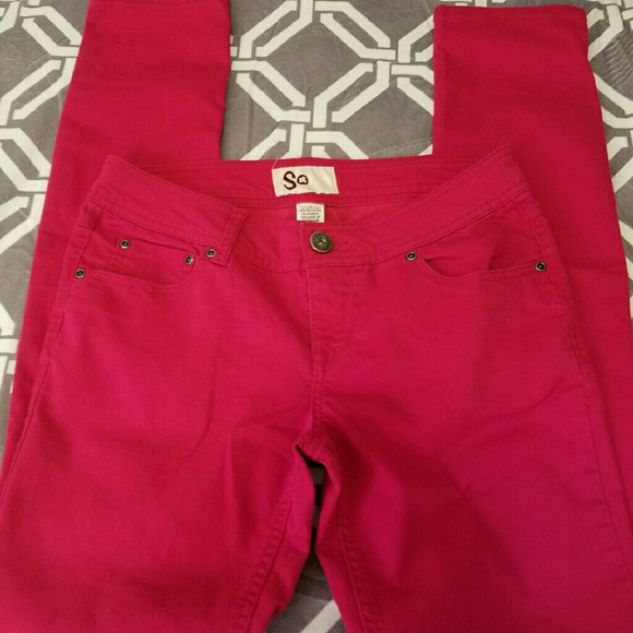 SO Raspberry Skinny Jean