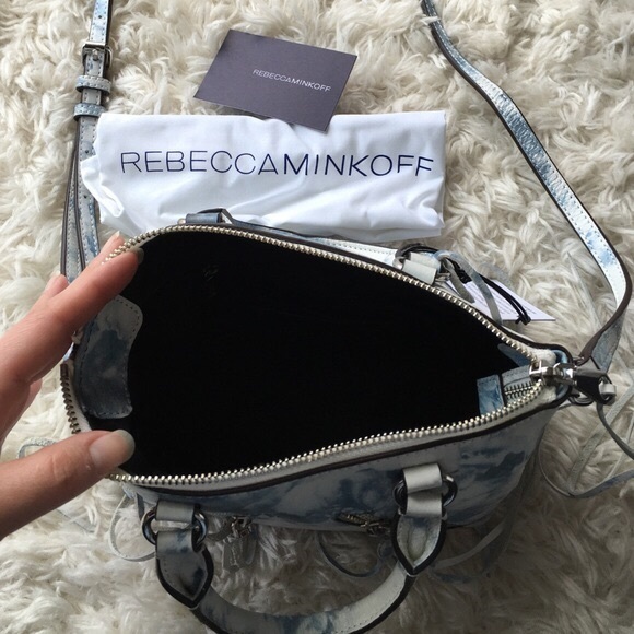🌼🆕 Rebecca Minkoff Crossbody🌼 - Picture 3 of 5