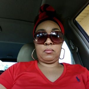 Meet your Posher, Joann