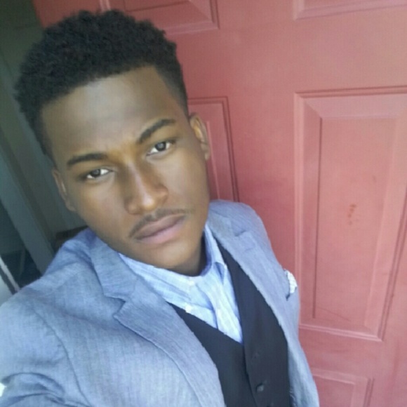Meet your Posher, David - Picture 1 of 1