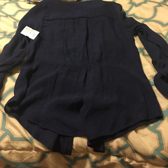 Top - Picture 3 of 3